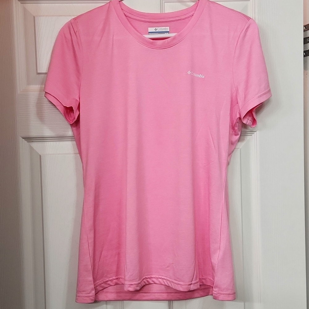 Columbia dri-fit shirt